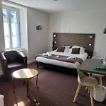 Logis Au Moyne De Saire Hotel 3*