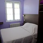 Hotel Logis Au Moyne De Saire