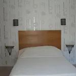 Logis Au Moyne De Saire Hotel 3*