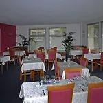 Logis Au Moyne De Saire Réville