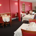 Logis Au Moyne De Saire Hotel