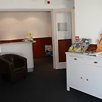 Logis Au Moyne De Saire Hotel