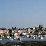 Logis Au Moyne De Saire Hotel 3*