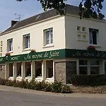 Hotel Logis Au Moyne De Saire Réville