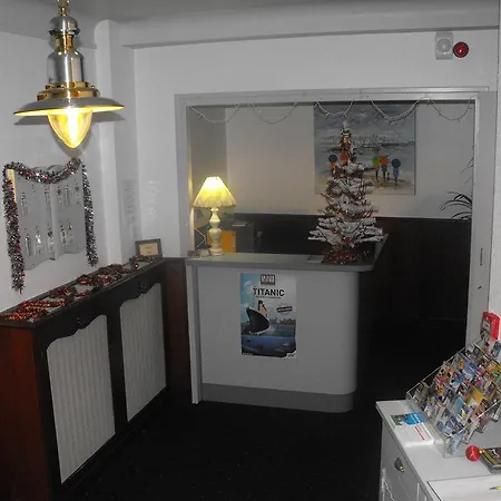 Logis Au Moyne De Saire 레비르