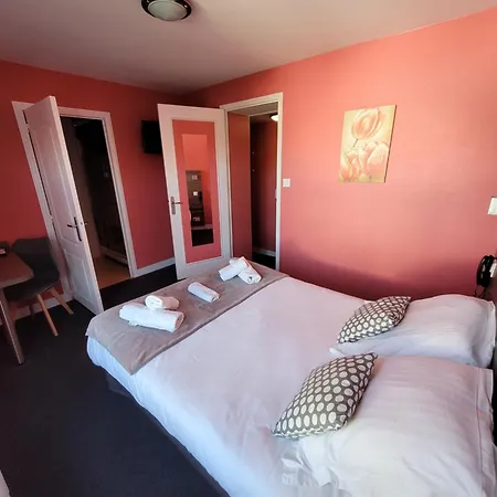 호텔 Logis Au Moyne De Saire 레비르