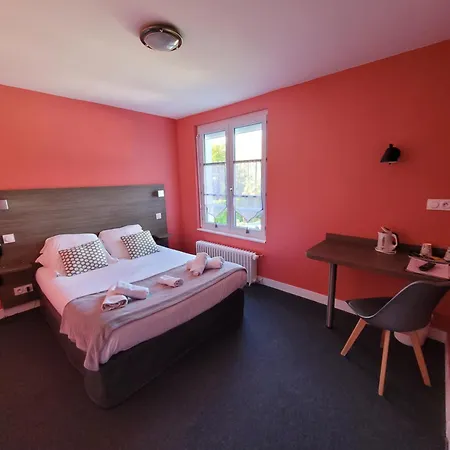 Logis Au Moyne De Saire Hotel Reville
