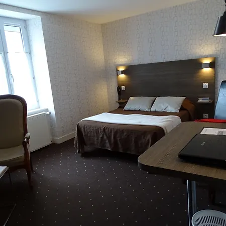 Logis Au Moyne De Saire 레비르