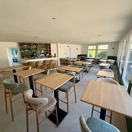 Logis Au Moyne De Saire 3*