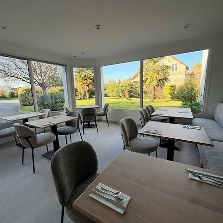 Logis Au Moyne De Saire 酒店 Réville