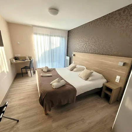 Logis Au Moyne De Saire 3*