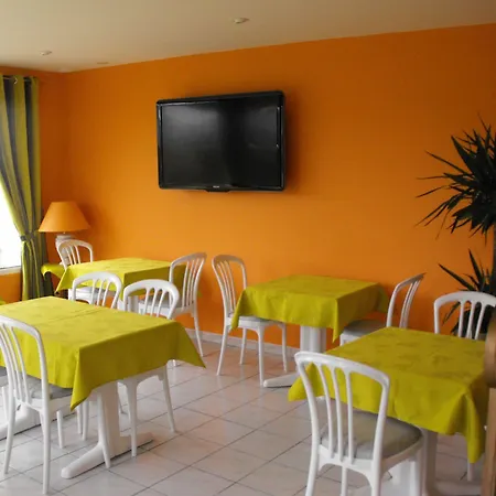 Logis Au Moyne De Saire Reville
