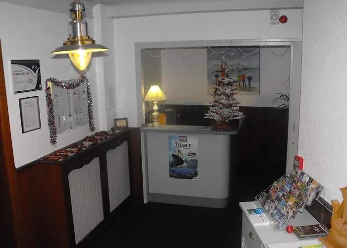 Logis Au Moyne De Saire Réville