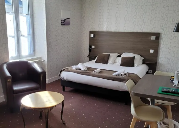 Logis Au Moyne De Saire Отель 3*