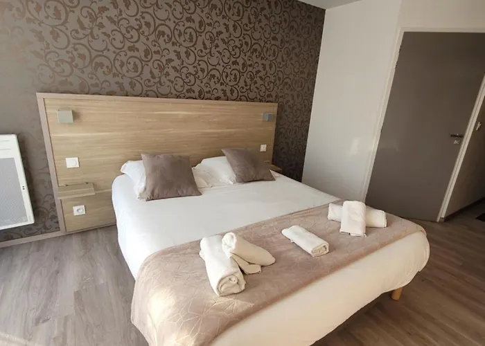 호텔 Logis Au Moyne De Saire 3*