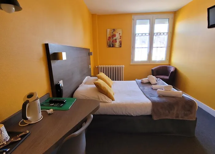 Logis Au Moyne De Saire 3*