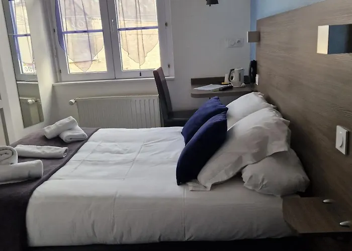 Отель Logis Au Moyne De Saire Reville