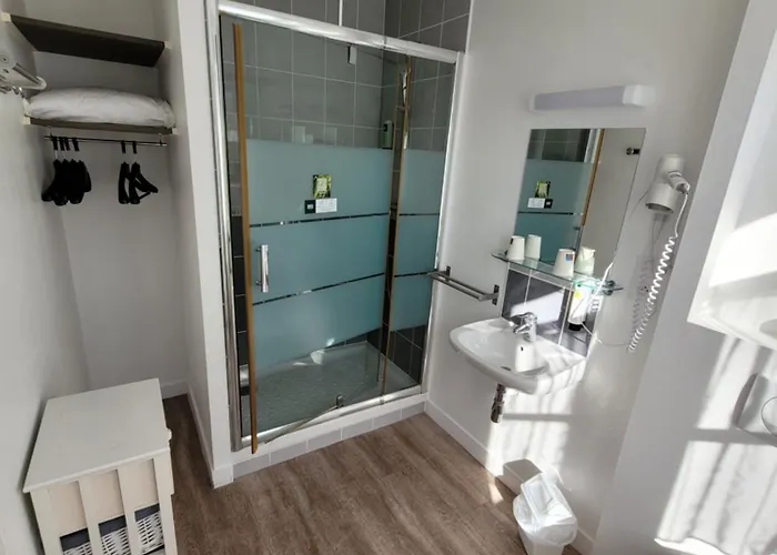 Logis Au Moyne De Saire