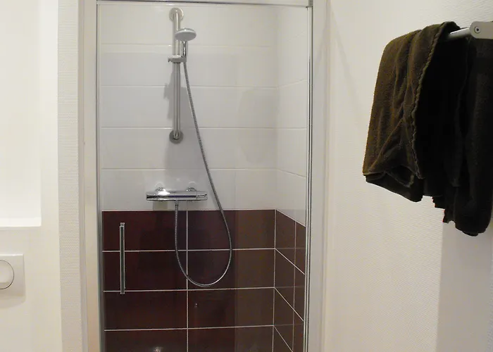 Logis Au Moyne De Saire