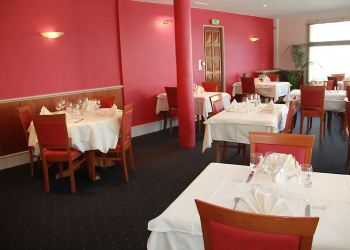 Logis Au Moyne De Saire 酒店