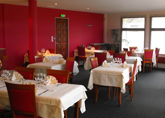 酒店 Logis Au Moyne De Saire Réville