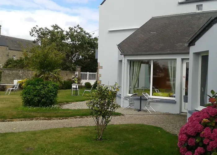 酒店 Logis Au Moyne De Saire Réville